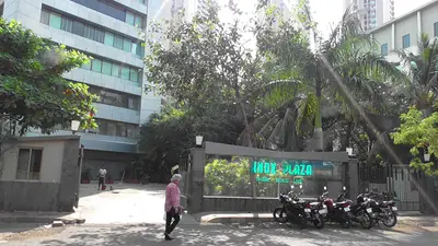 Knox Plaza