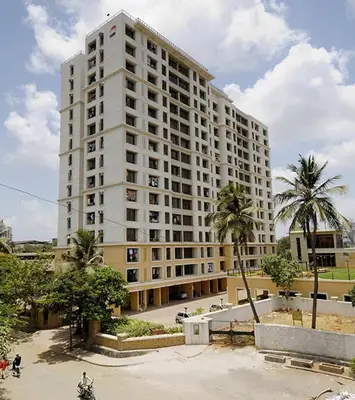 Raheja Solitaire