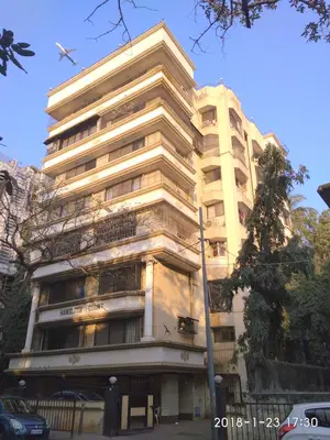 Hamilton Court