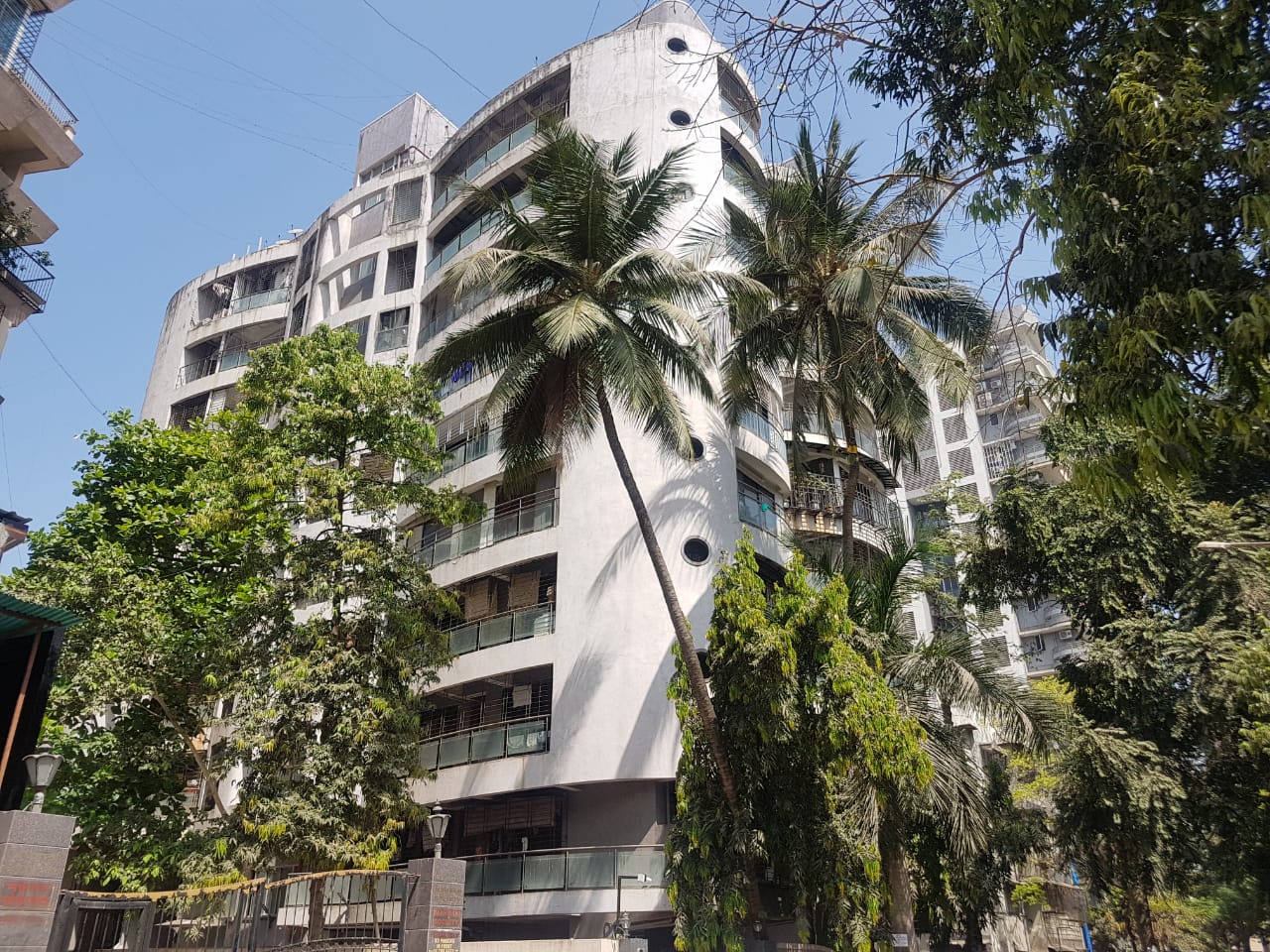 Suhas, Juhu — photo 2