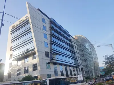 Ackruti Centre Point