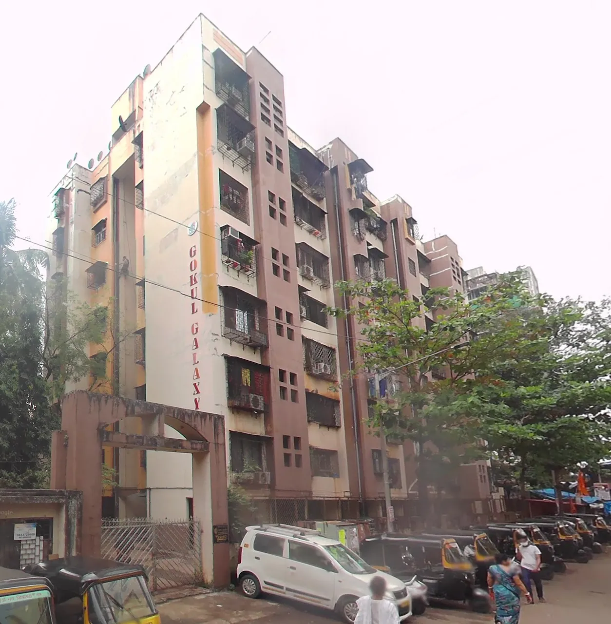 Gokul Galaxy, Kandivali East