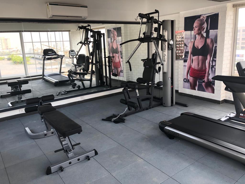 Windsor Apartments — Bandra West