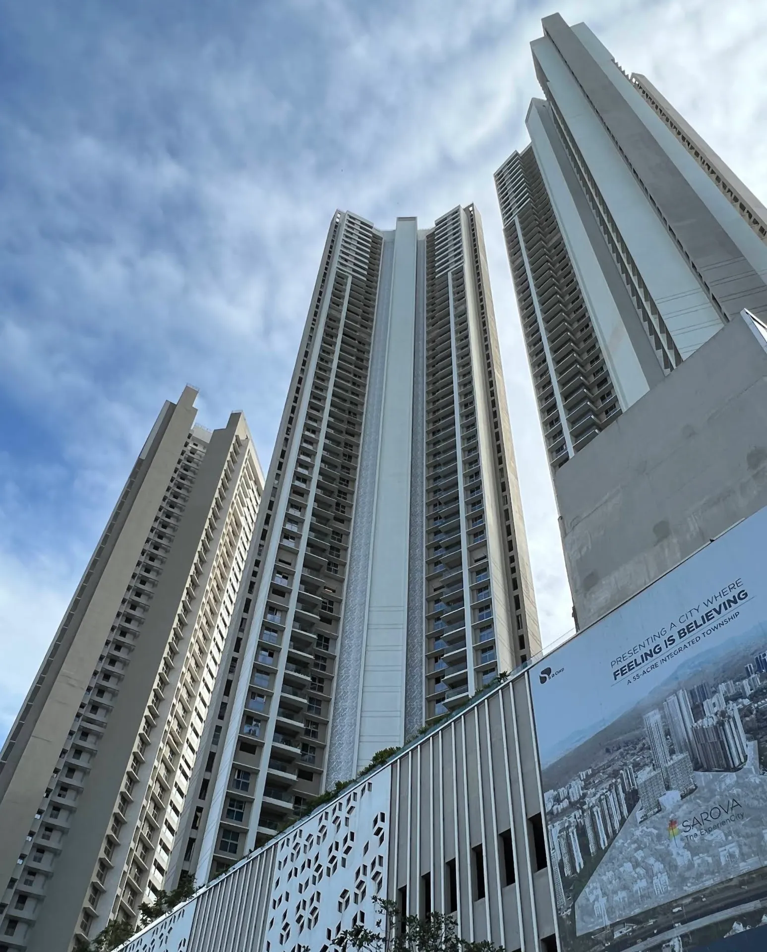 2 Epsilon for Rent in Kandivali East