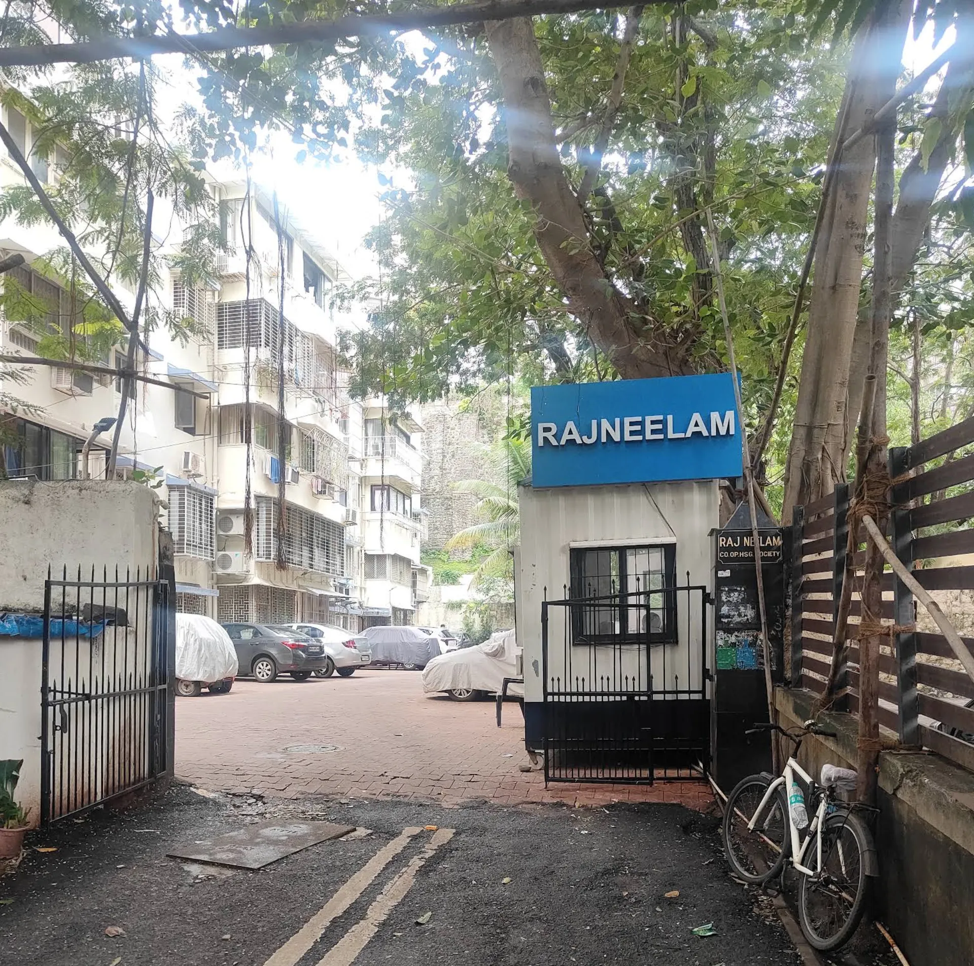 Rajneelam Building