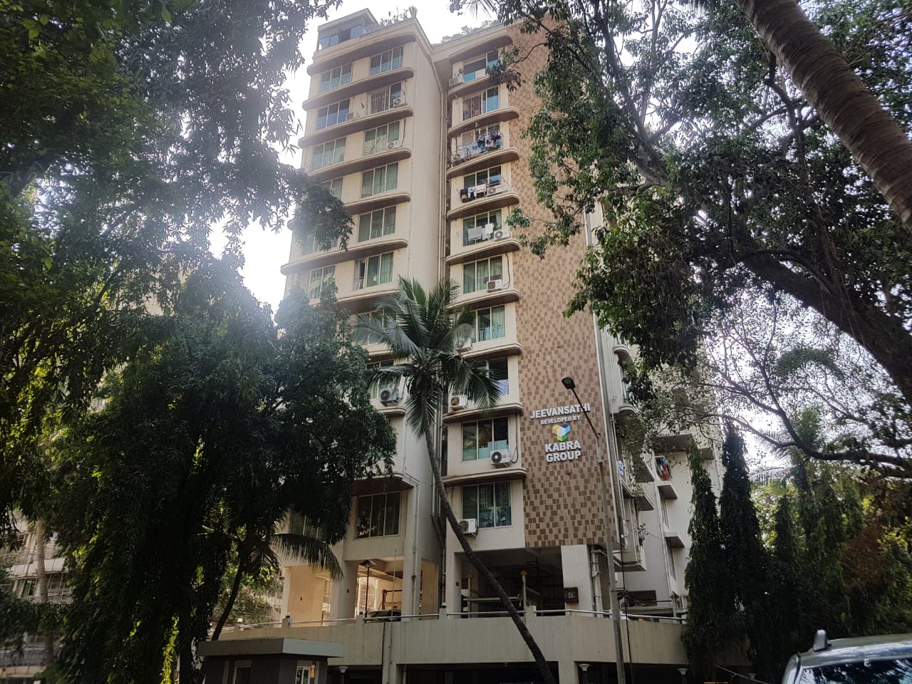 Property, Pali Hill