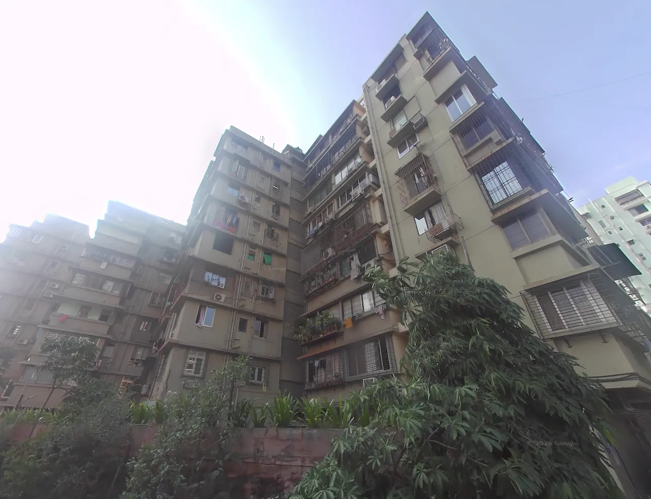 2 BHK Semi-Furnished in Madhuban Apartments , Worli
