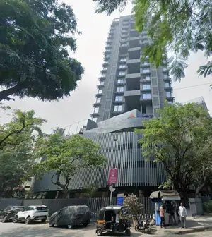 K L Astoria