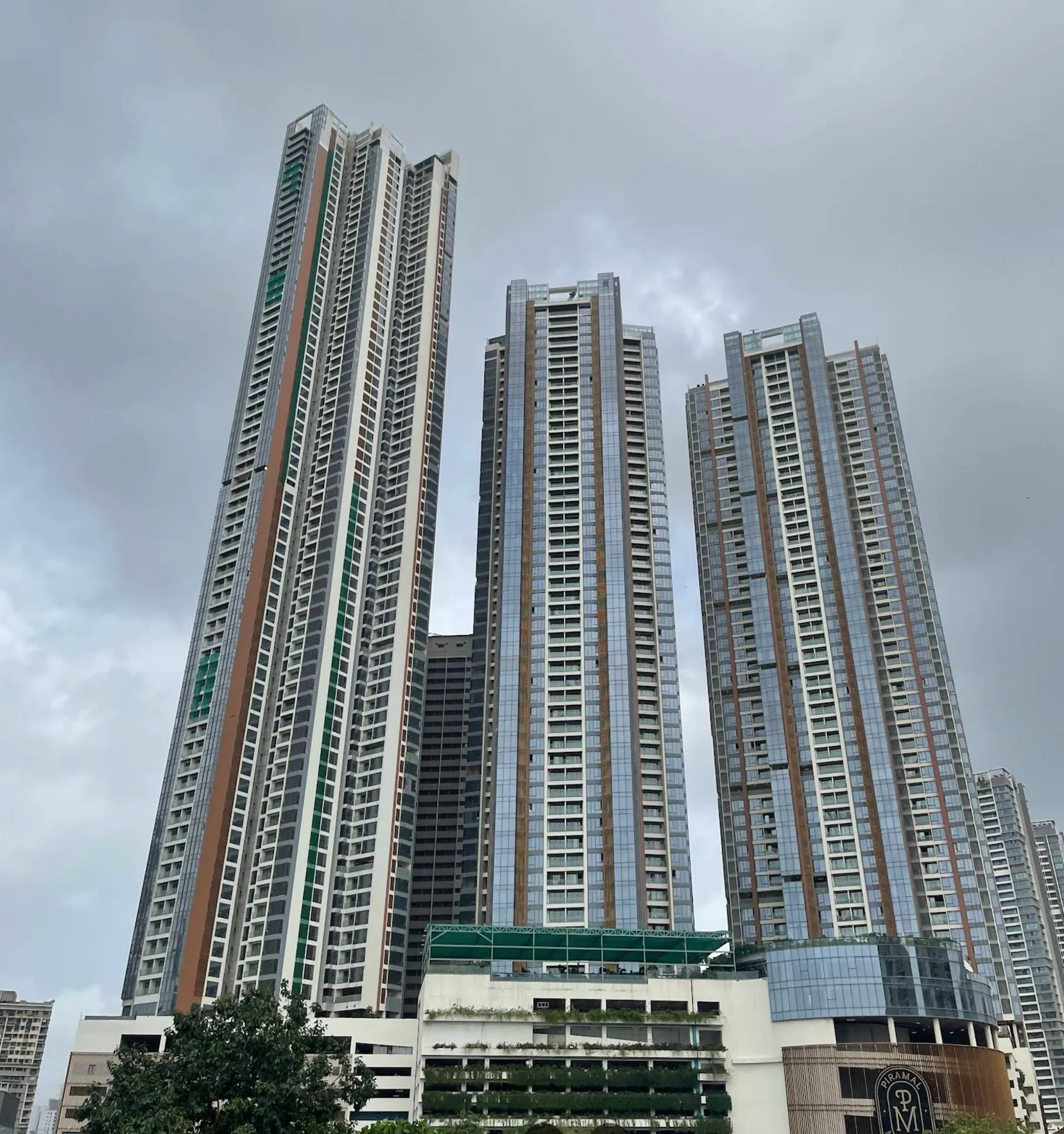 Piramal Mahalaxmi for rent