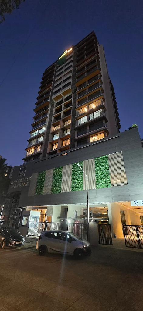 2 Woodstock Gardens for Rent in Santacruz West