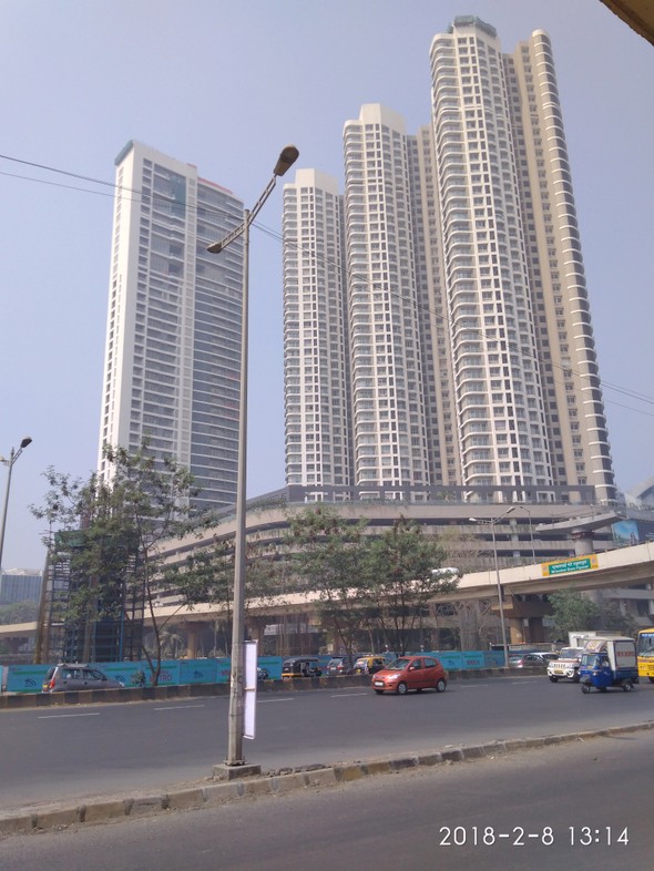 3 BHK Semi-Furnished in Lodha Fiorenza Roma , Goregaon East