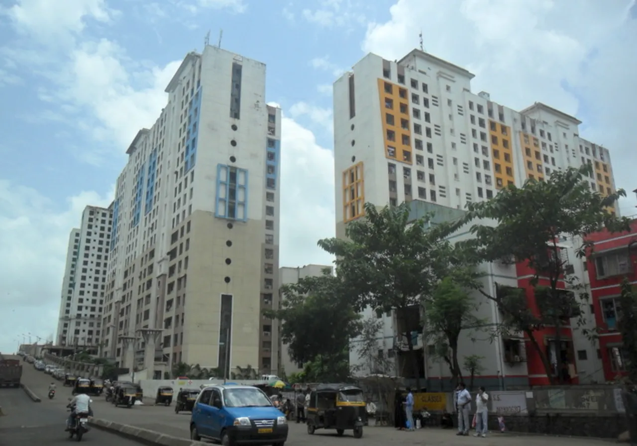2 Mantri Park for Rent in Goregaon East
