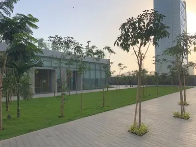 Oberoi Esquire