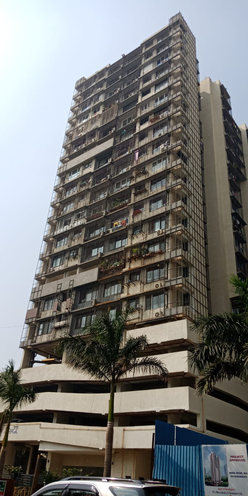 2 BHK Semi-Furnished in Lifespaces Mirage , Matunga