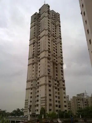 Lloyds Estate