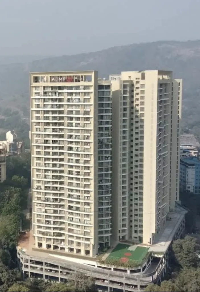 Acme Ozone Dendalia — Thane West