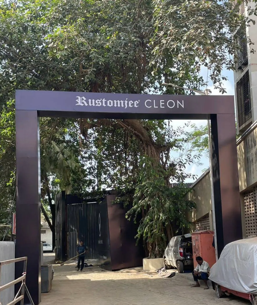 Rustomjee Cleon, Bandra East — photo 2