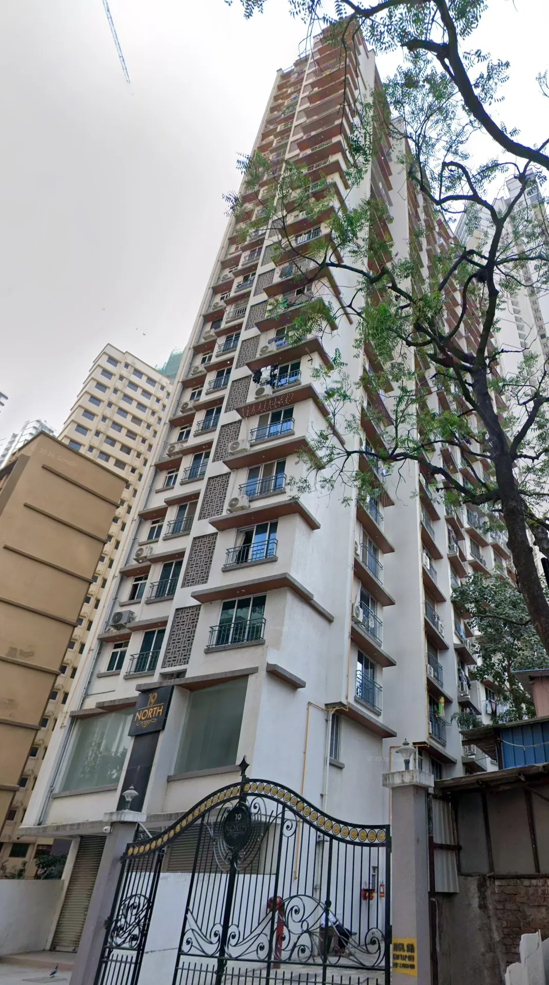 2 19 North for Rent in Kandivali West