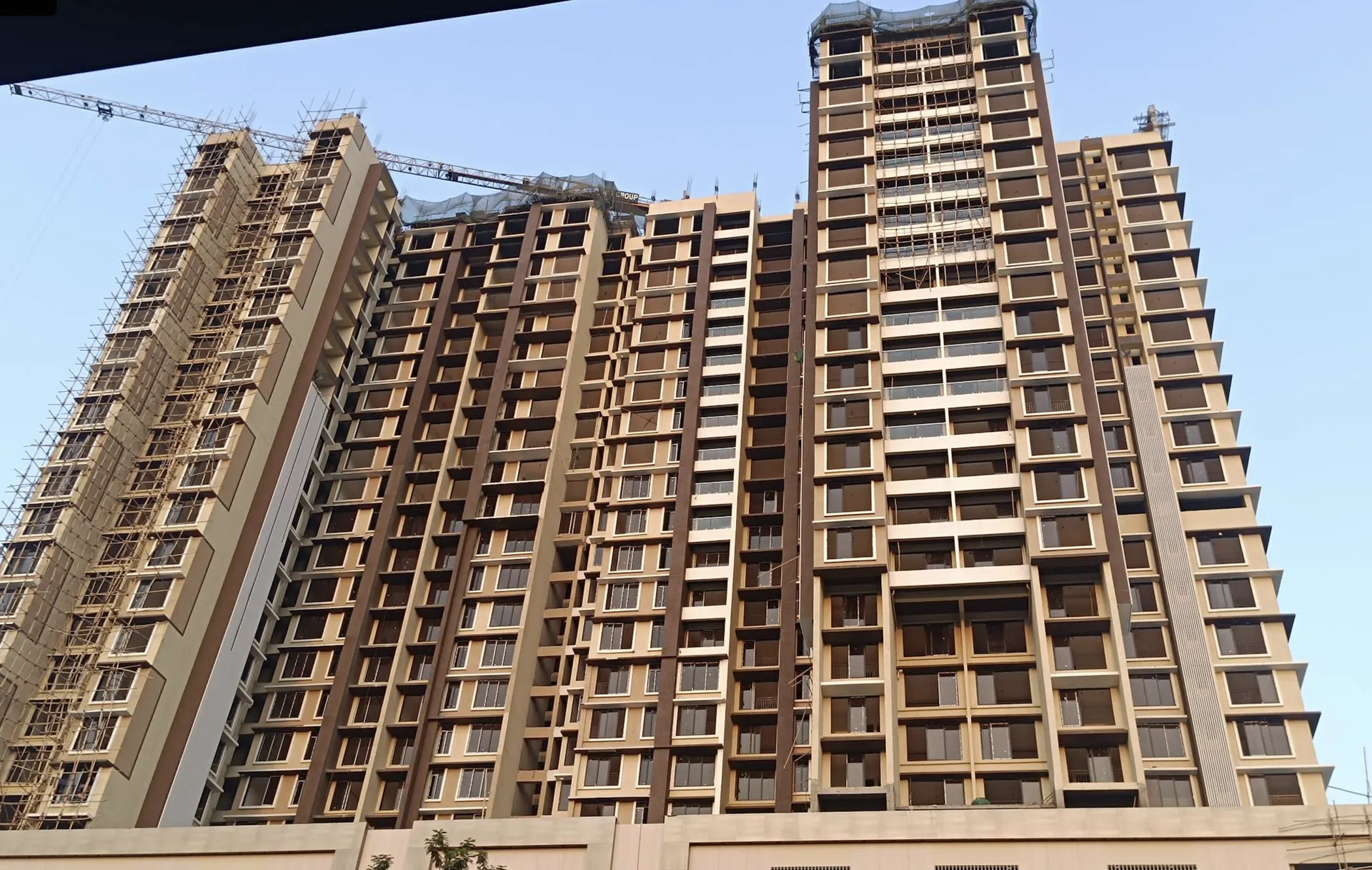 3 BHK Un Furnished in DGS Sheetal Regalia , Borivali East