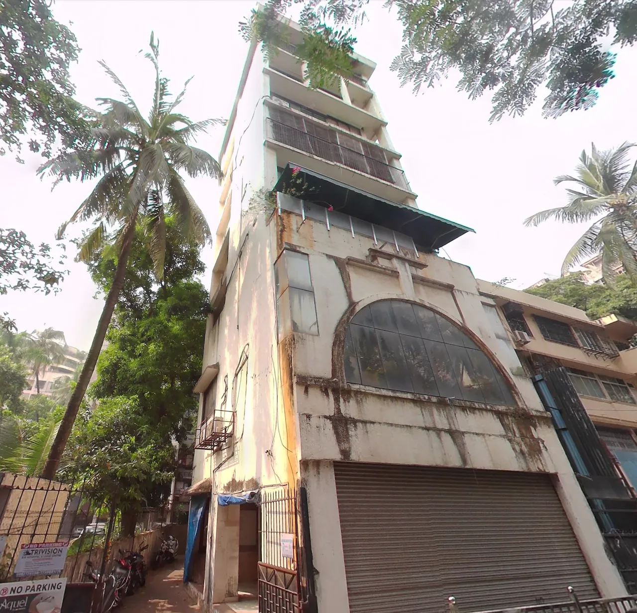 Office Space Sangeeta Apartment for Rent in Santacruz West