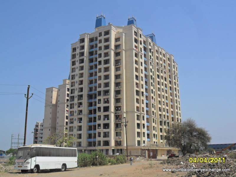 Amrut Aangan II in Thane West