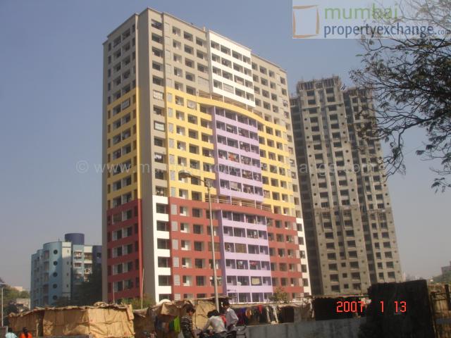 Hirapara Shree Vallabh Tower — Malad West (3)