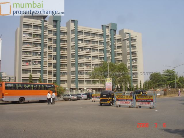 3️⃣ Shivalaya Apartment, Azad Nagar 2 — Dahisar East (4)