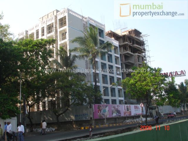 Azzure โ Bandra East (3)