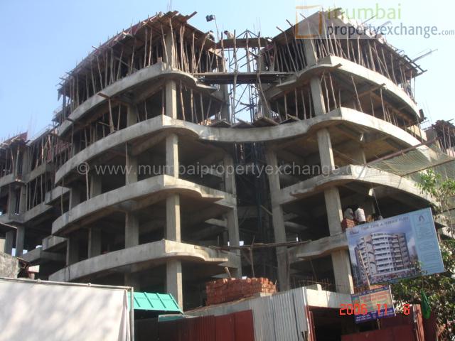 Solitair — Powai (3)