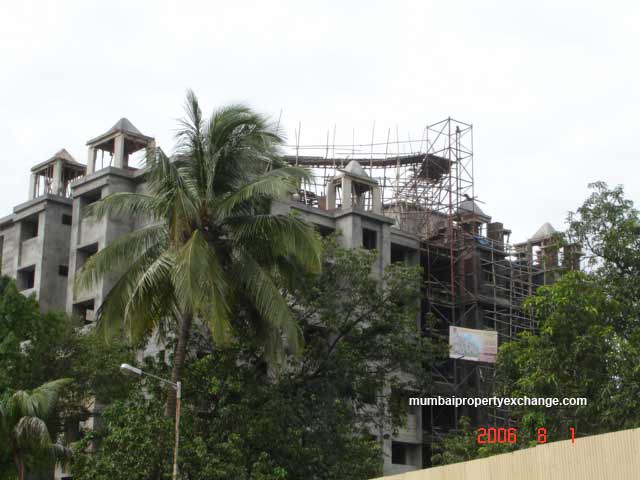 World Crest — Lower Parel (2)
