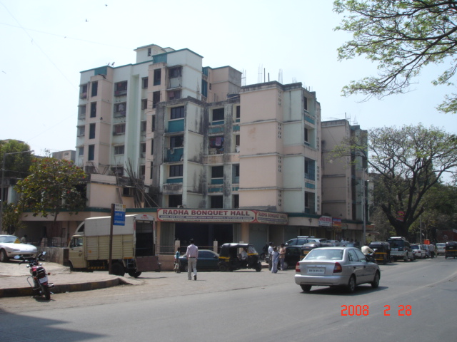 Manthan Darshi Complex in Malad East