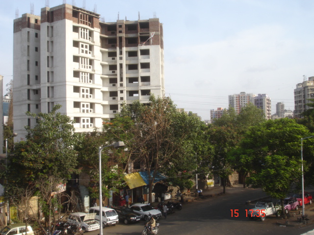 Golden Park — Thane West (2)