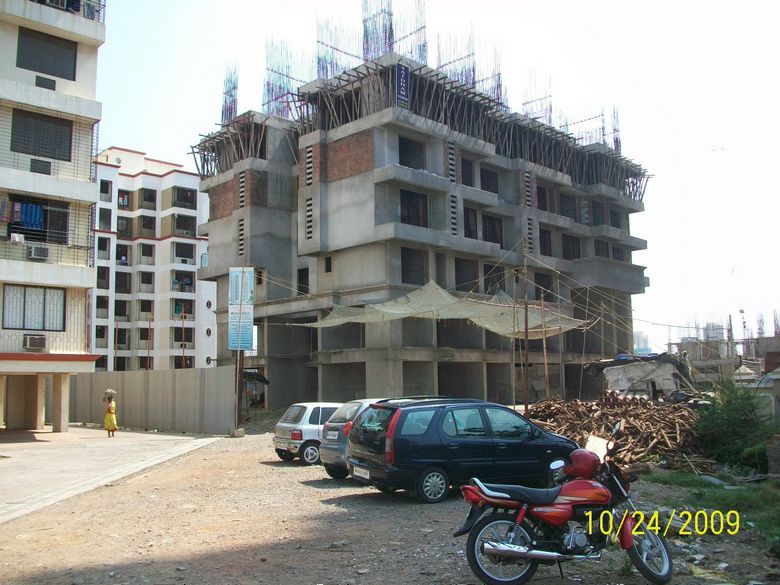 Sai Dham Tower โ Kandivali West (2)