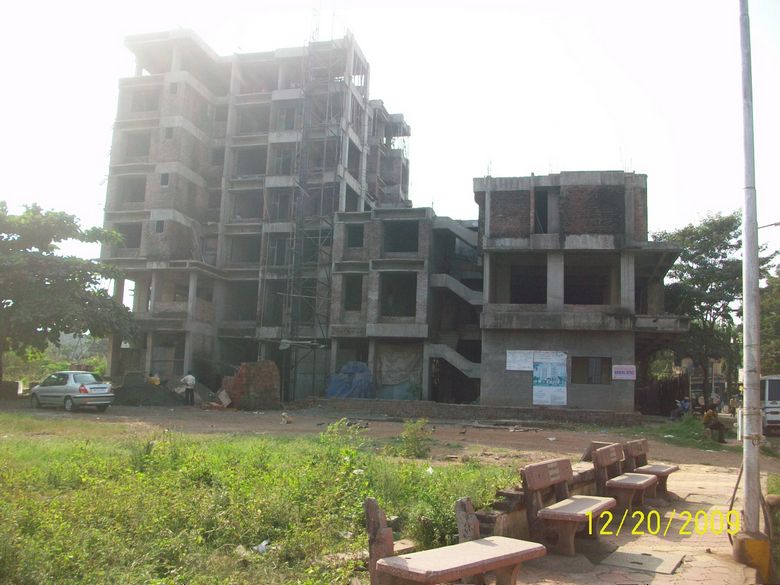 Laxmi Plaza — Thane West (3)