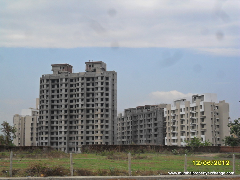 Grand Square โ Thane West (3)