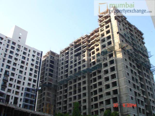 The Blue Diamond โ Mulund West (4)