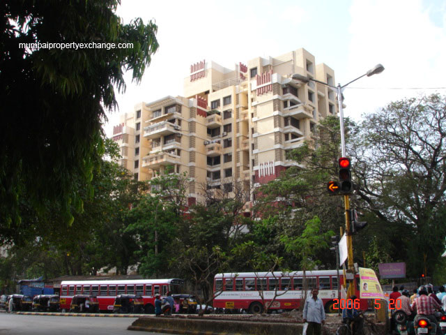 Maxima โ Mulund West (2)