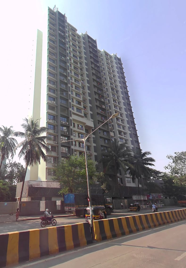 Rustomjee Pinnacle