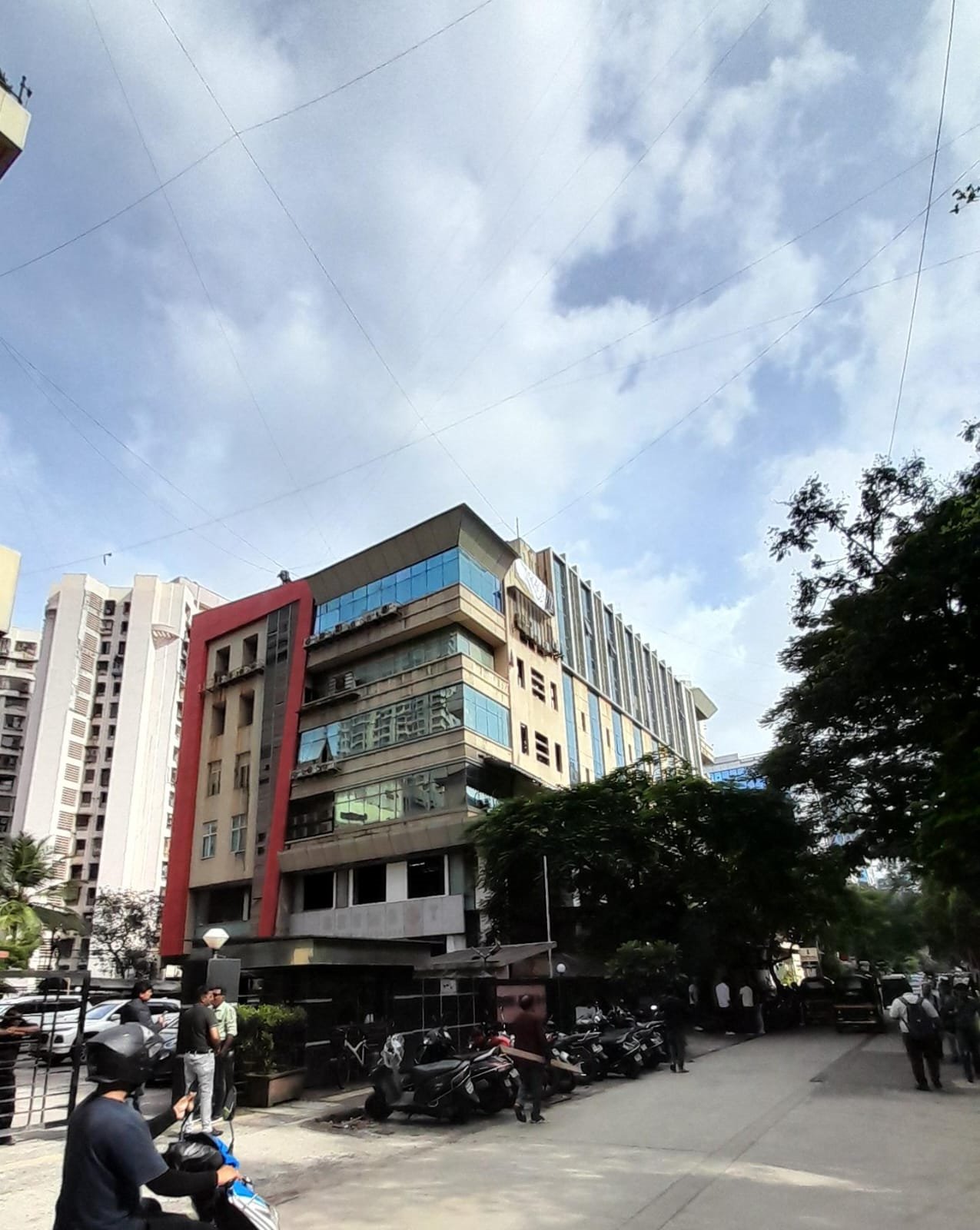 Morya Landmark I