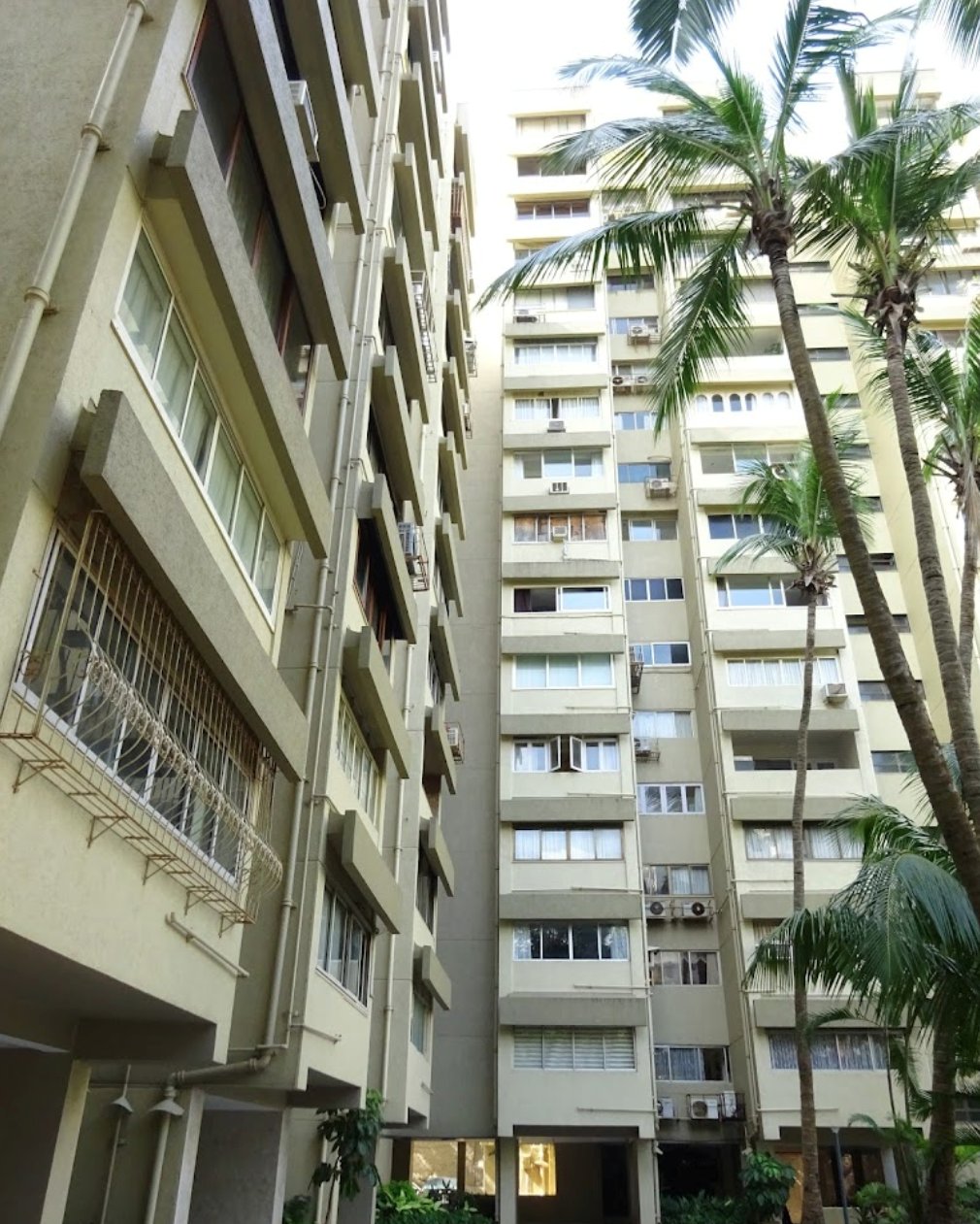 Ananta Apartment