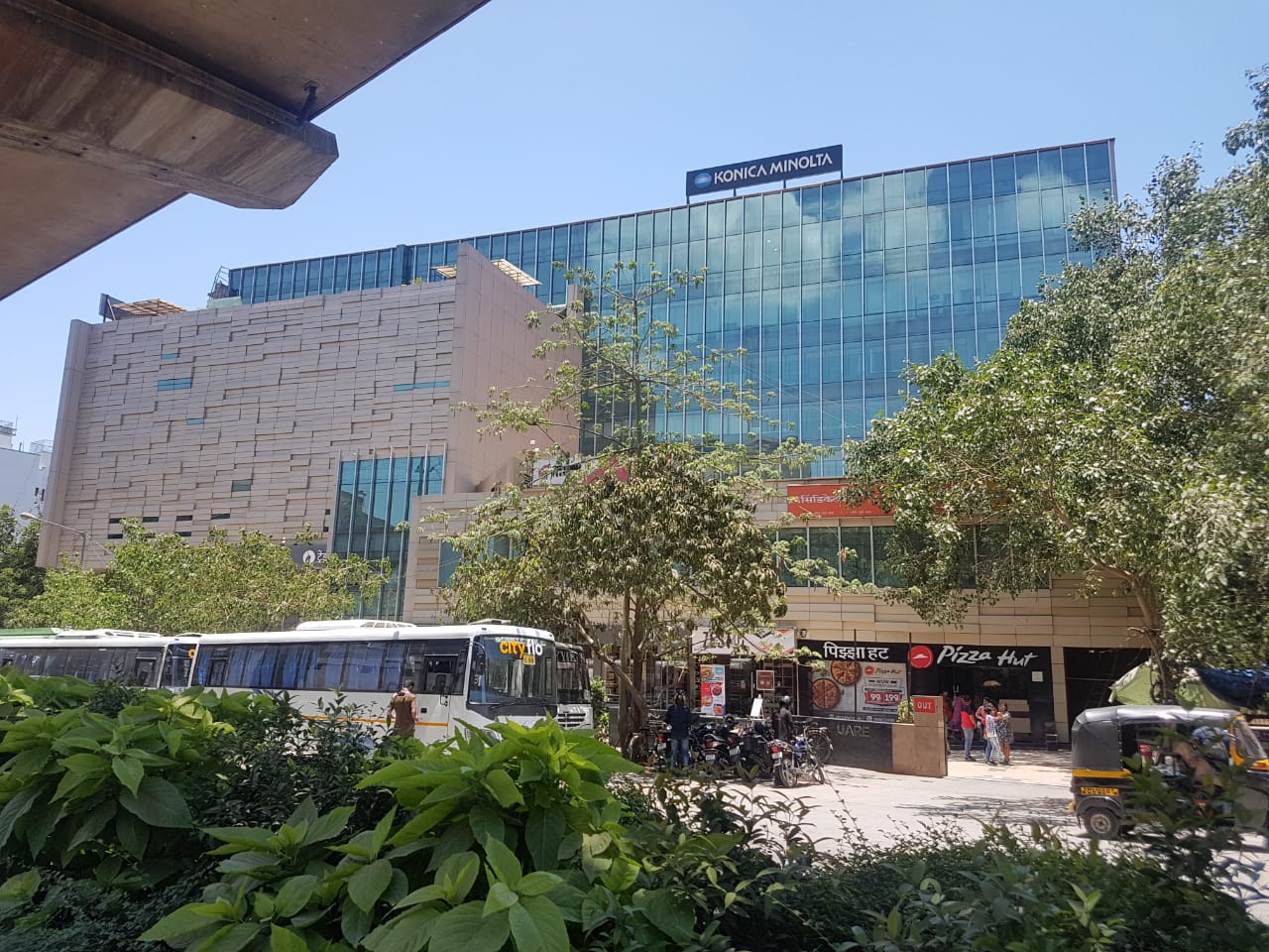 C & B Square