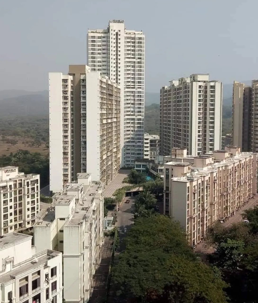 Raheja Serenity