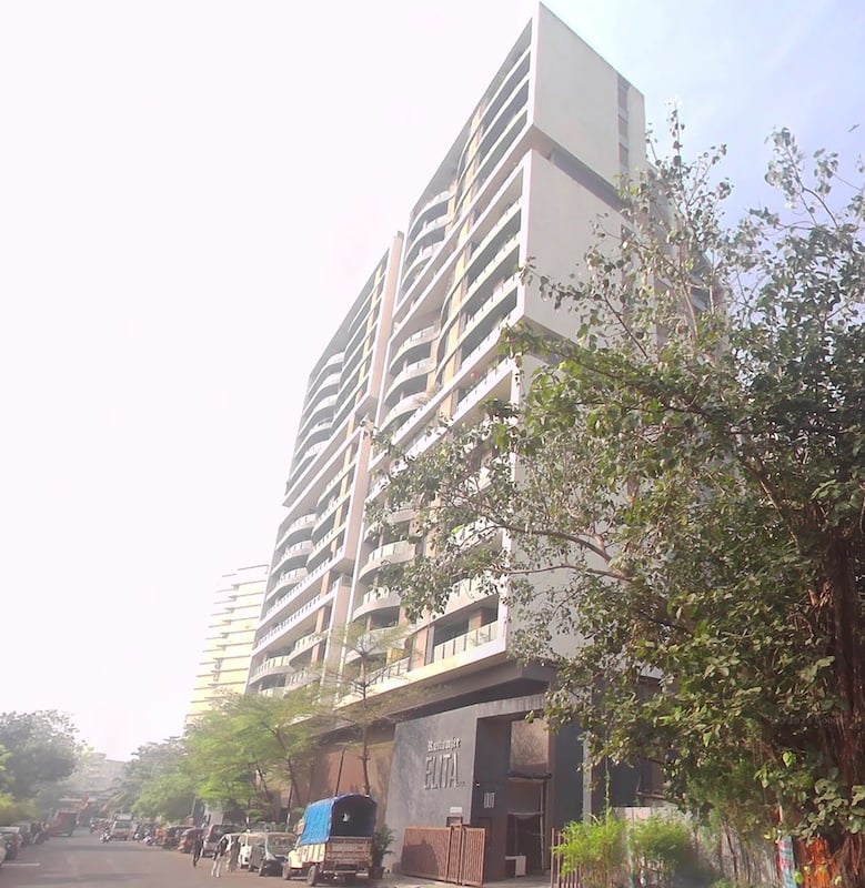Rustomjee Elita