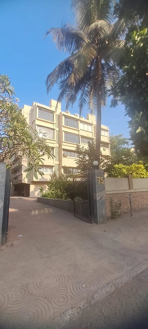 Jayshree Apartment