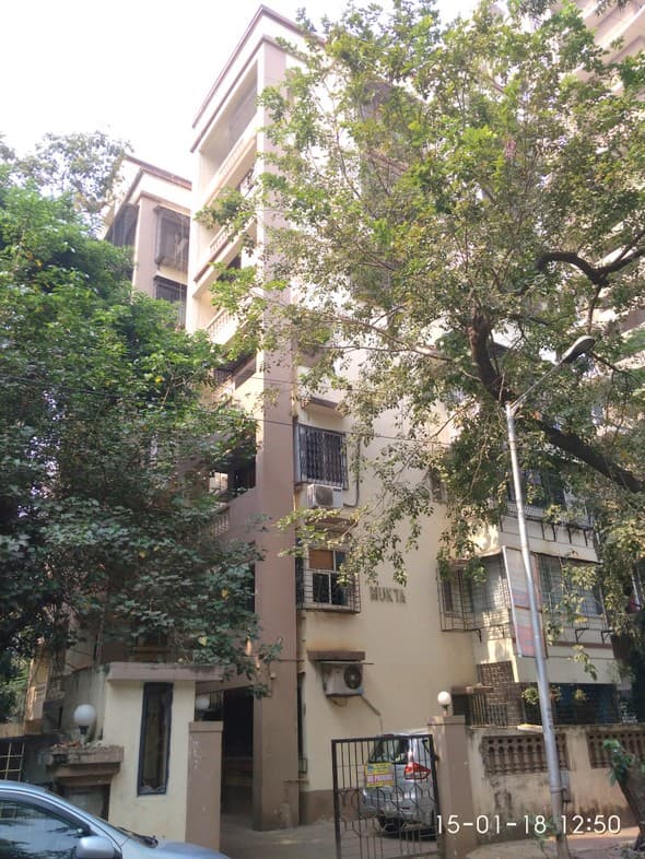Mukta, Khar West
