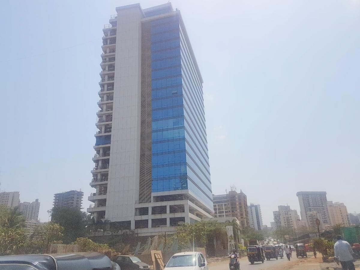 Lotus Grandeur, Andheri West