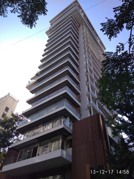Signature Residences, Khar West