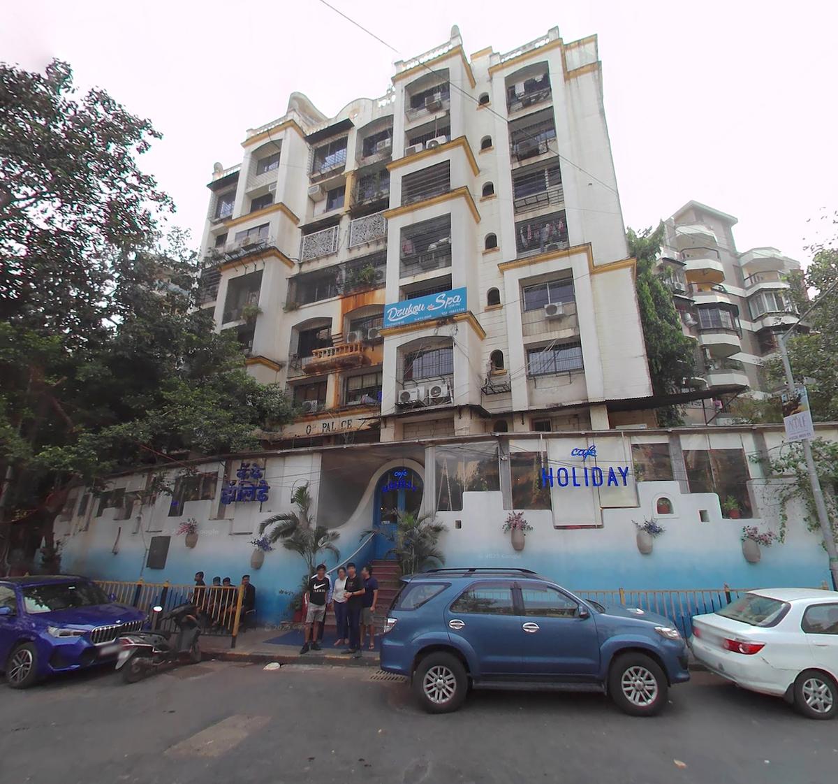 Om Palace, Bandra West