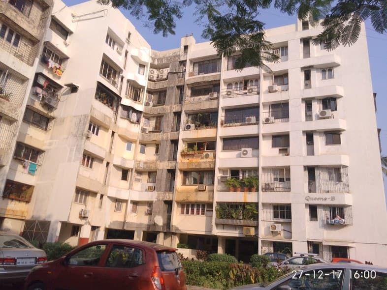 Queen, Bandra West