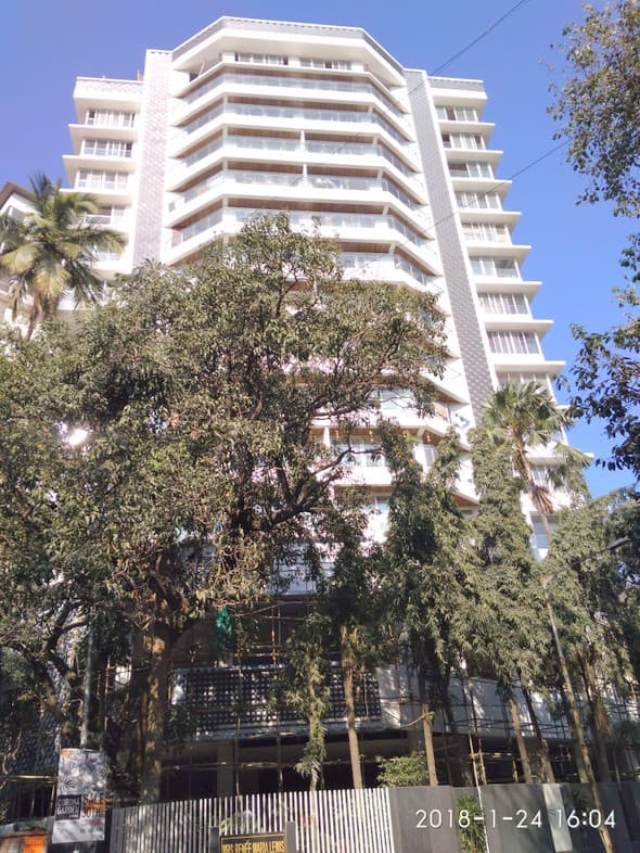 Sapphire, Santacruz West